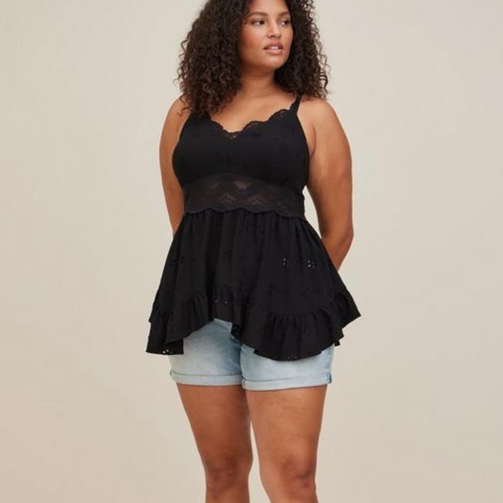 Torrid Babydoll Eyelet With Lace Detail Top size 2